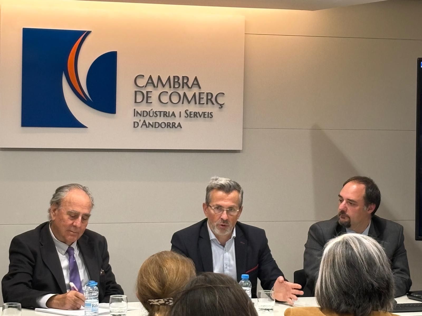 MAH - Table ronde Andorre 01